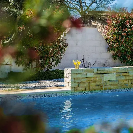 Sunshine - Private Heated Pool & Sport Fields Galižana